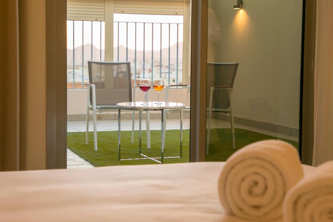 Hafawah Suites Medina Bagian luar foto